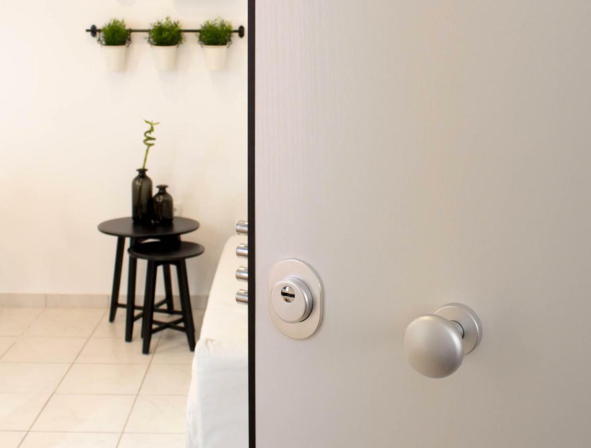 Super Stylish Apartments In Syntagma Square! Ateny Zewnętrze zdjęcie